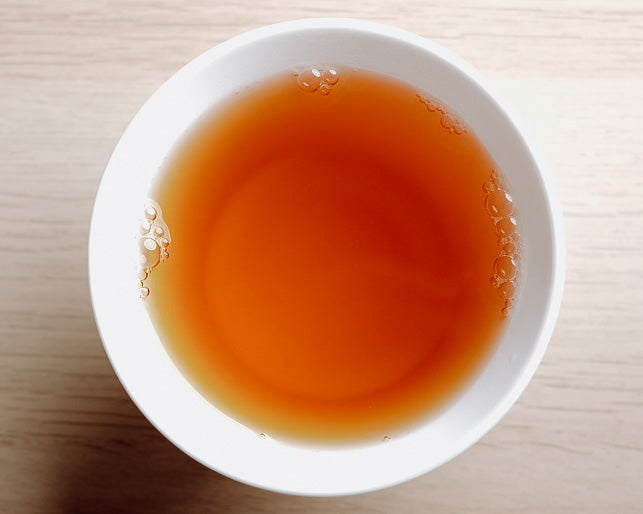 شاي البراعم الذهبية  الصيني الأحمر - ذهب 24